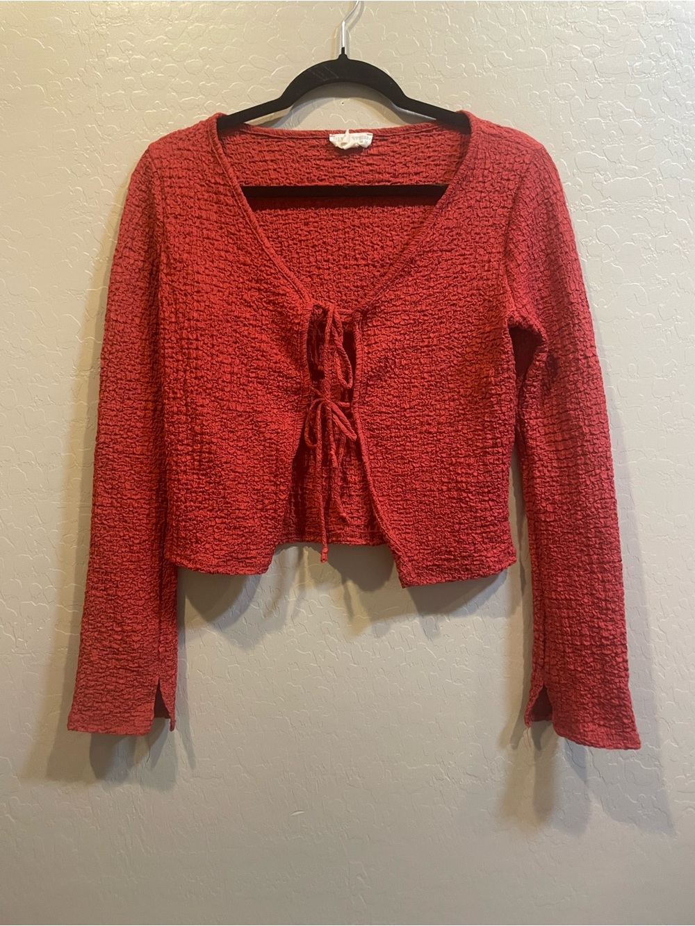 See You Monday Red Tie-Front Crinkle Knit Long Sleeve Top